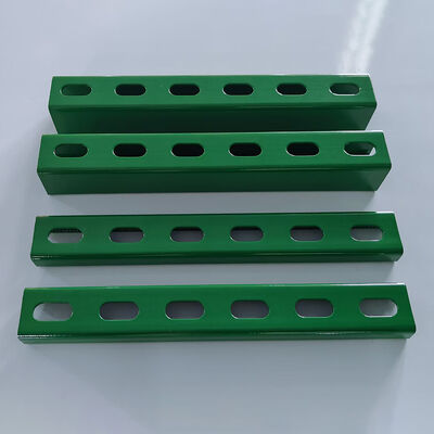 Bon prix Des canaux Unistrut de type C à pulvérisation verte personnalisés à fente pour les systèmes de support industriels en ligne