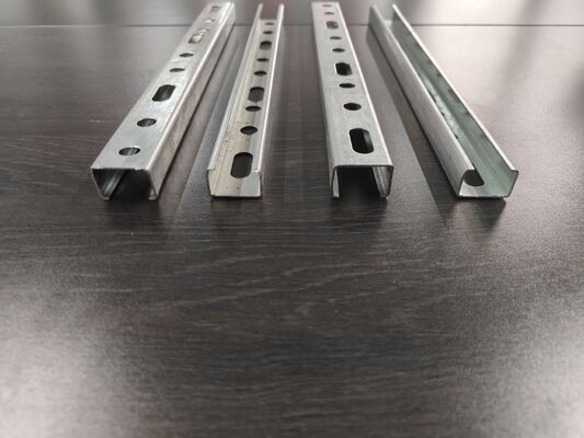 Guter Preis Unistrut-Kanäle 25x16 galvanisiertes kaltgeformtes C-Kanalstahl mit gleichbleibender mechanischer Leistung und langlebigem Oberflächenschutz Online