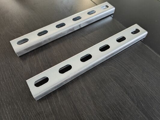 Kwaliteit 41×21 mm warm gegalvaniseerd C-strutkanaal voor MEP-pijpleidingsondersteunings- en hangsystemen fabriek